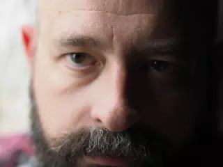 Scott Up Close and Direct