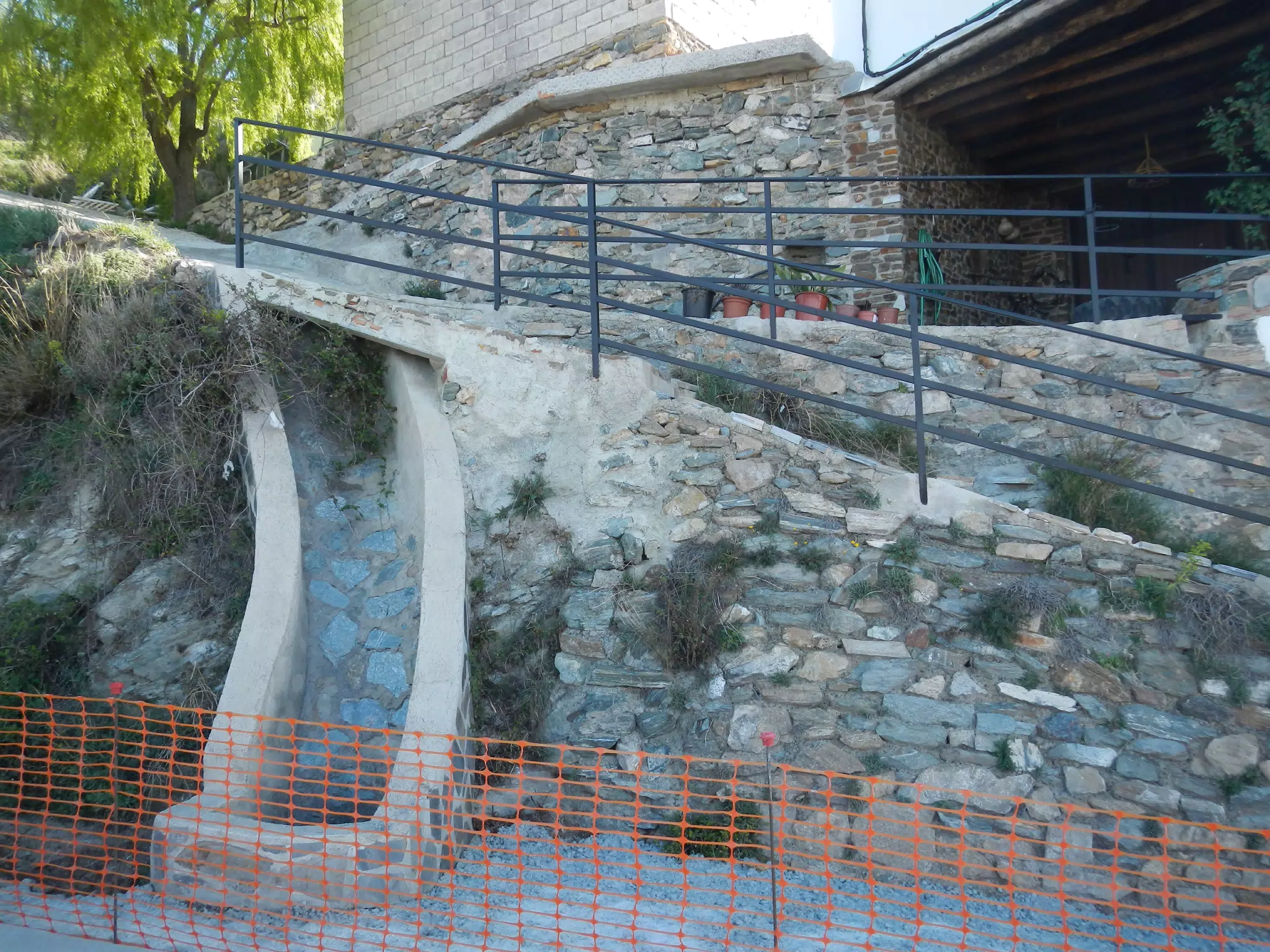 Interesting Waterfall in Cáñar