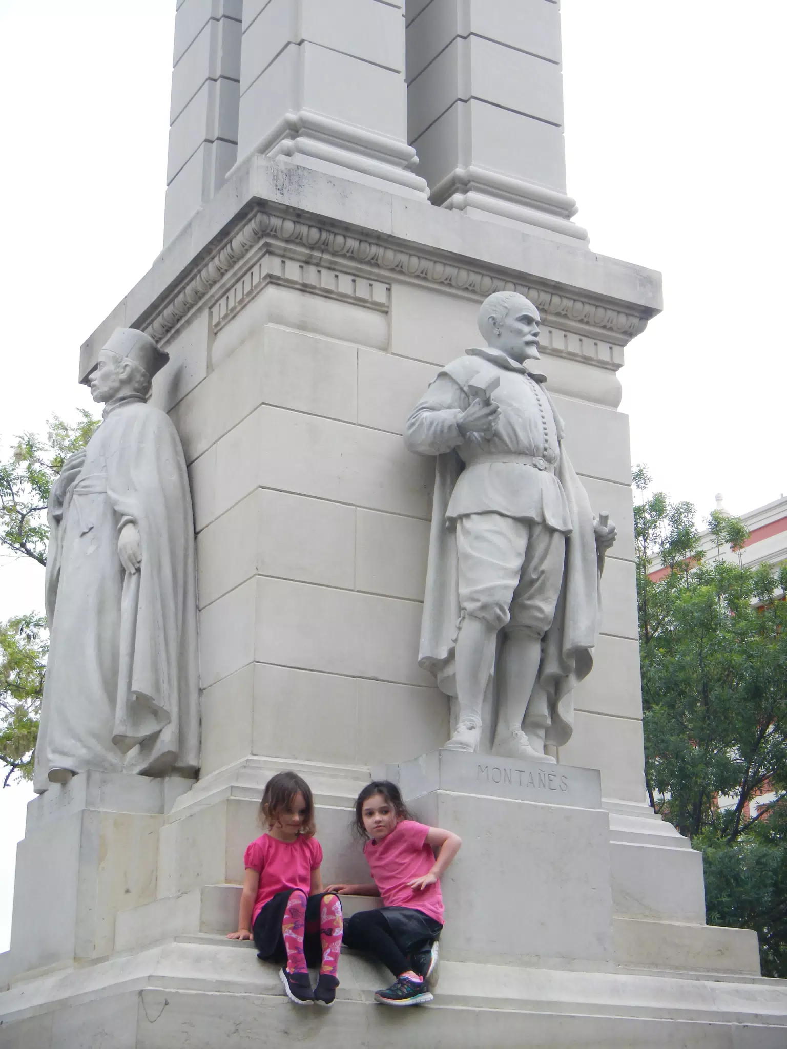 The Girls on a Monument