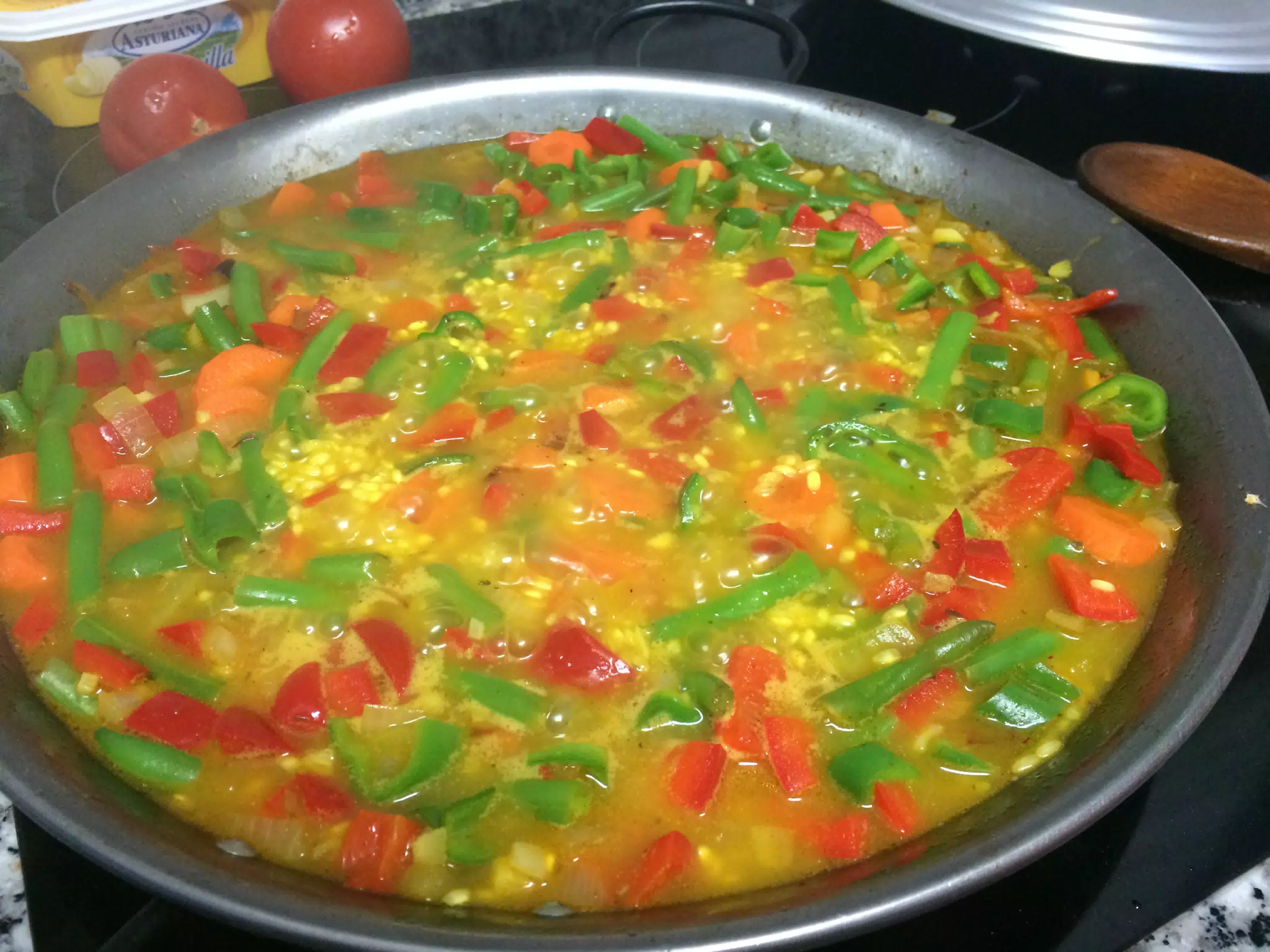 Dominica Cooking Paella