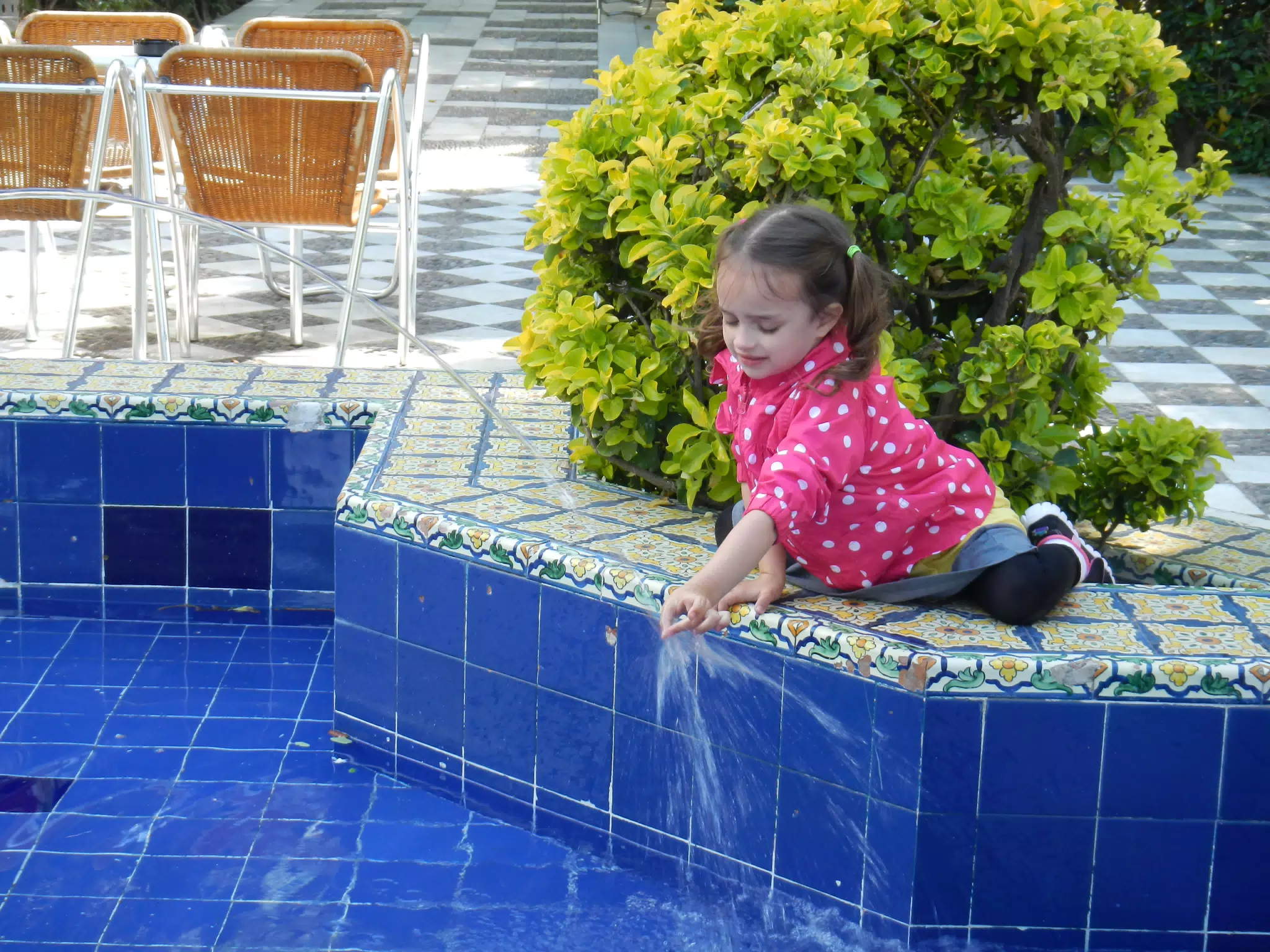 Luciana Playing in the Fountain on the Alemeda