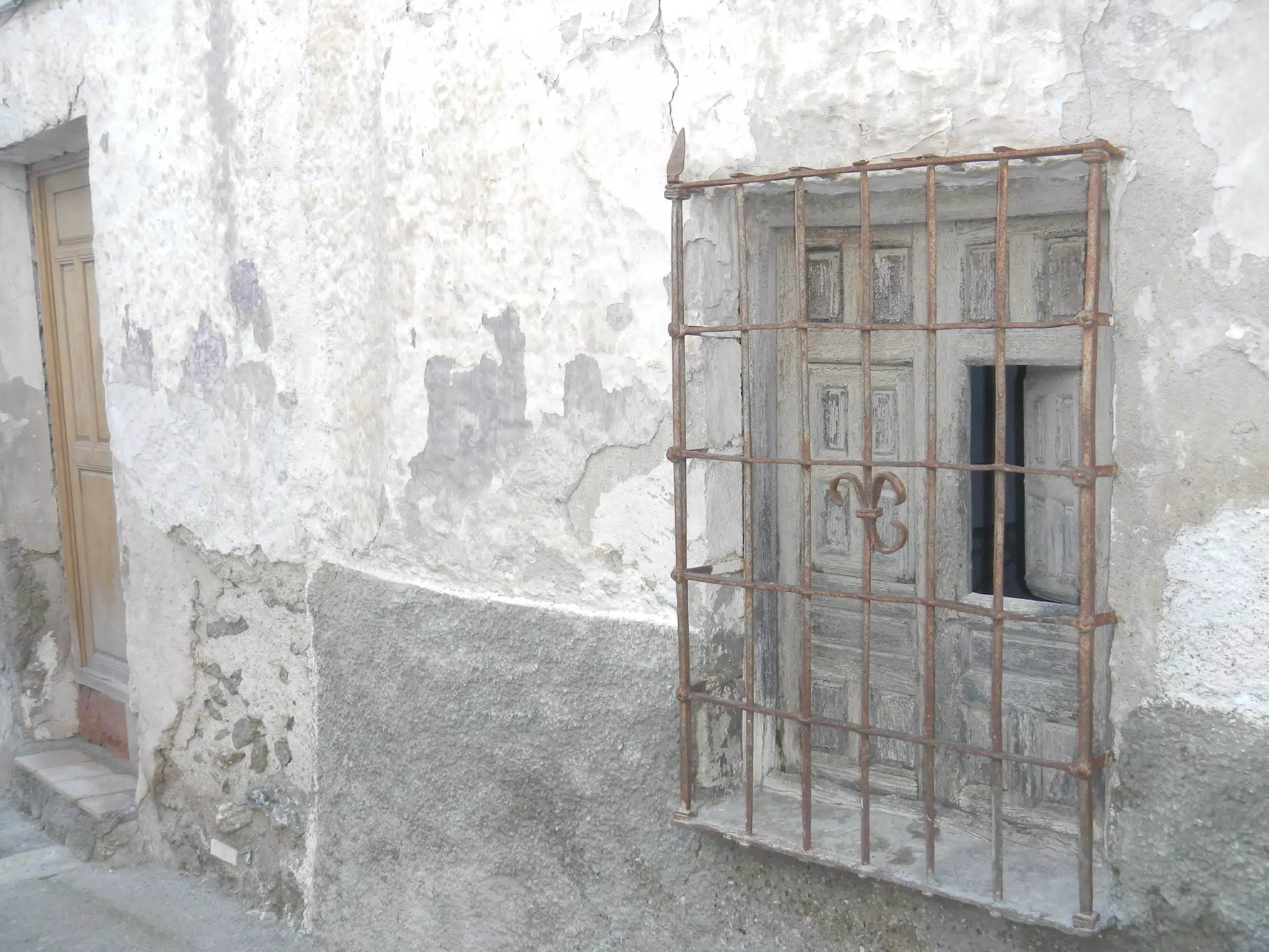 Old Windows in Cáñar