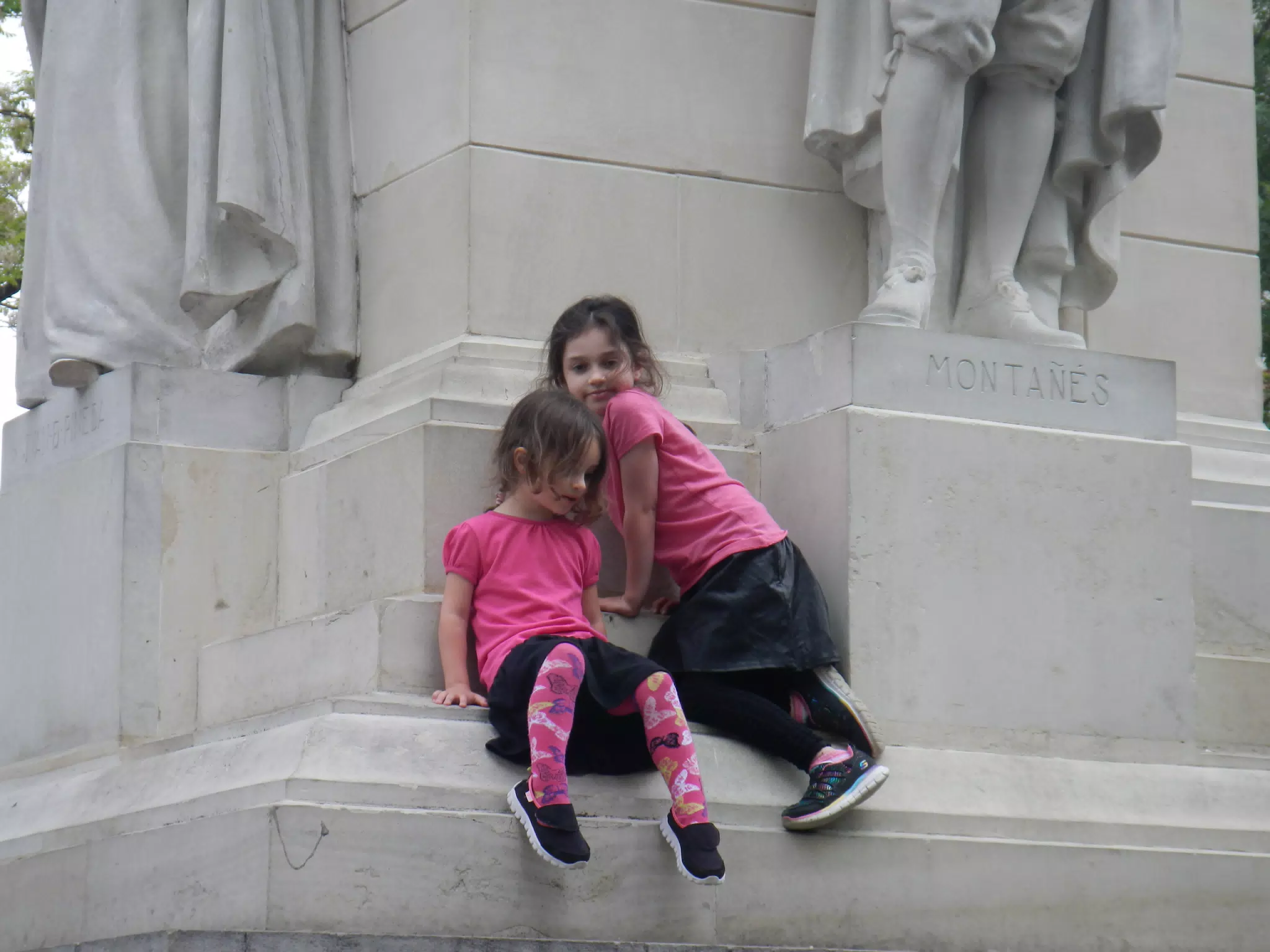 The Girls on a Monument