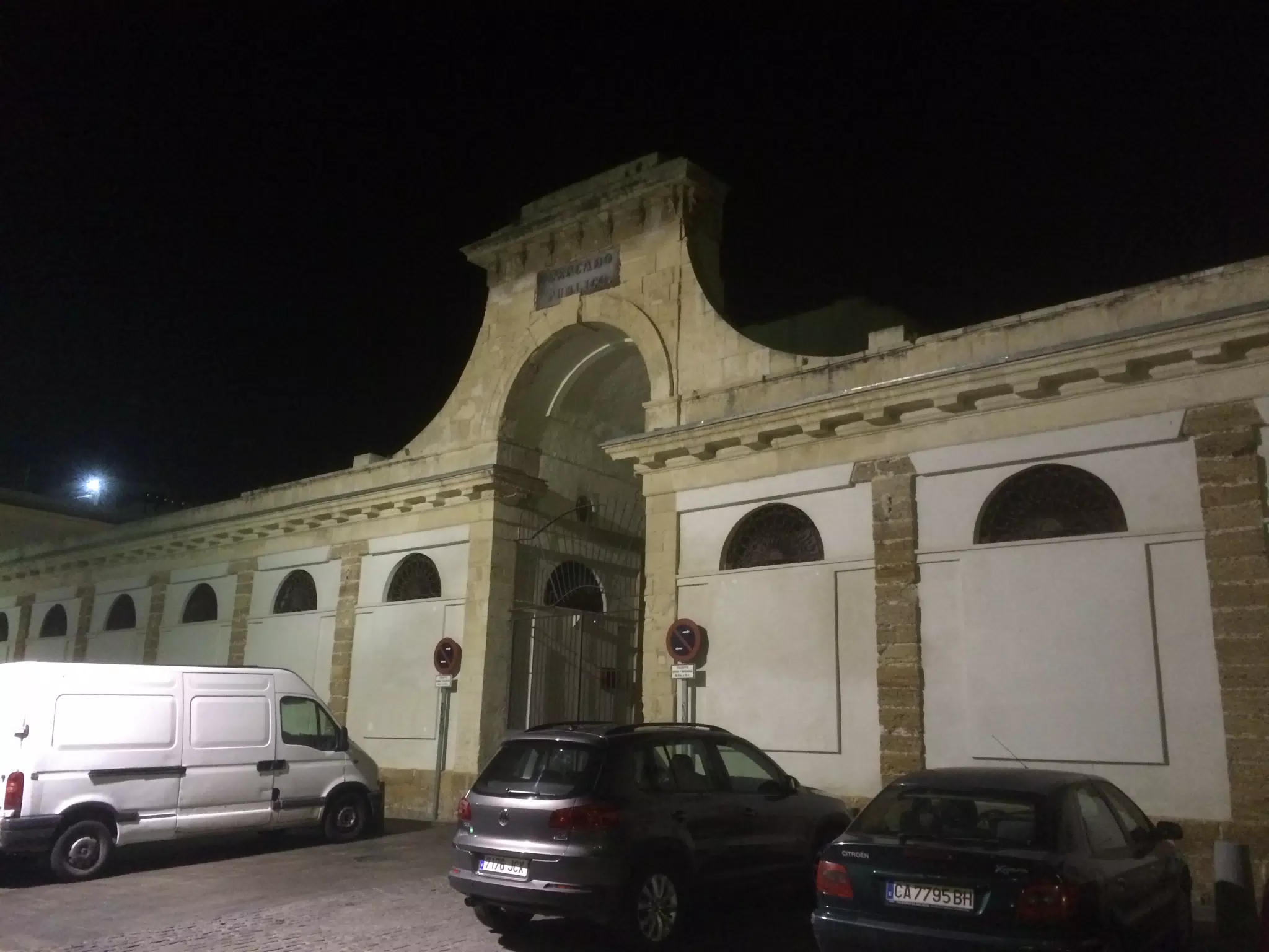 Midnight Walk in Cádiz