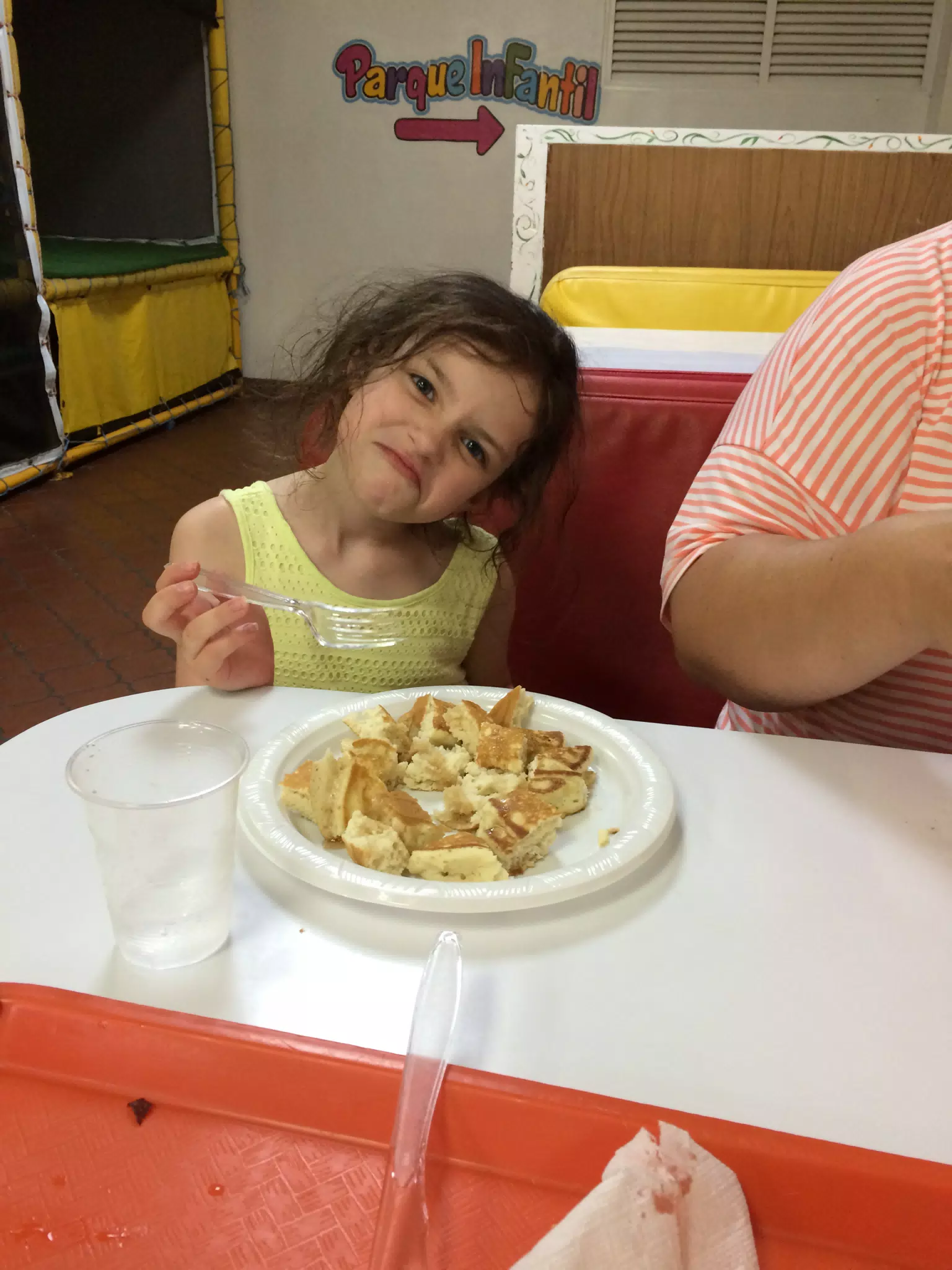 Frostee's in Chitri