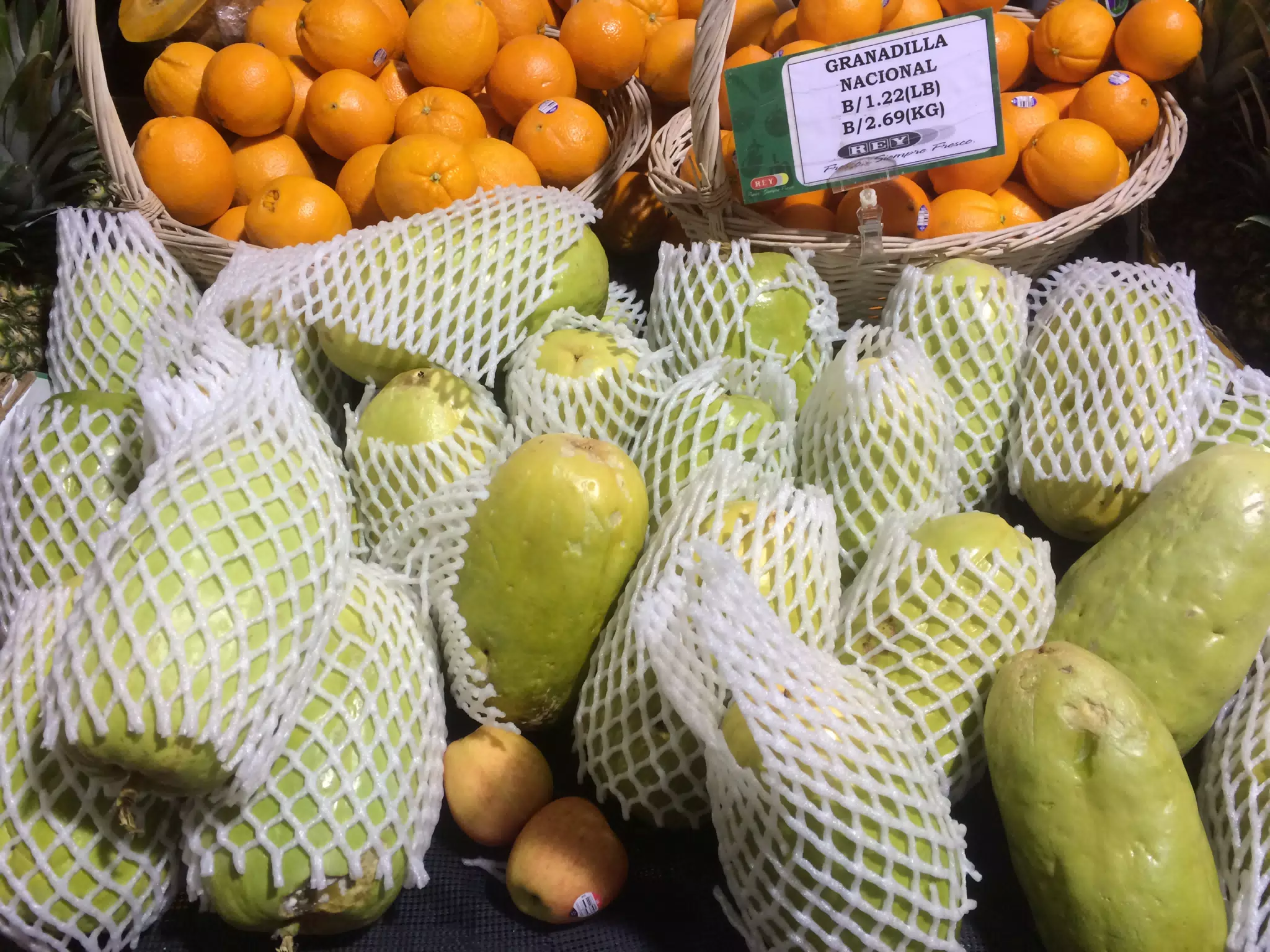 Grocery Shopping in Coronado, Panamá