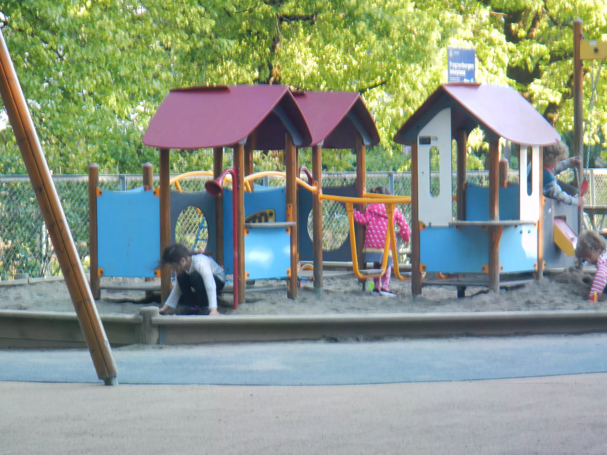 Luciana in Oslo Playground