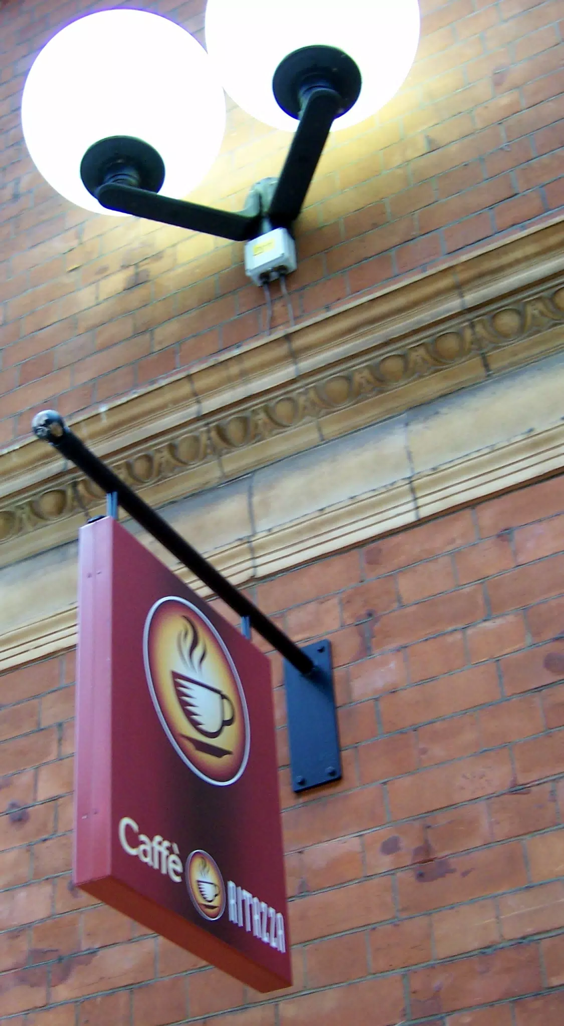 Caffe Ritazza Sign at Marylebone Station