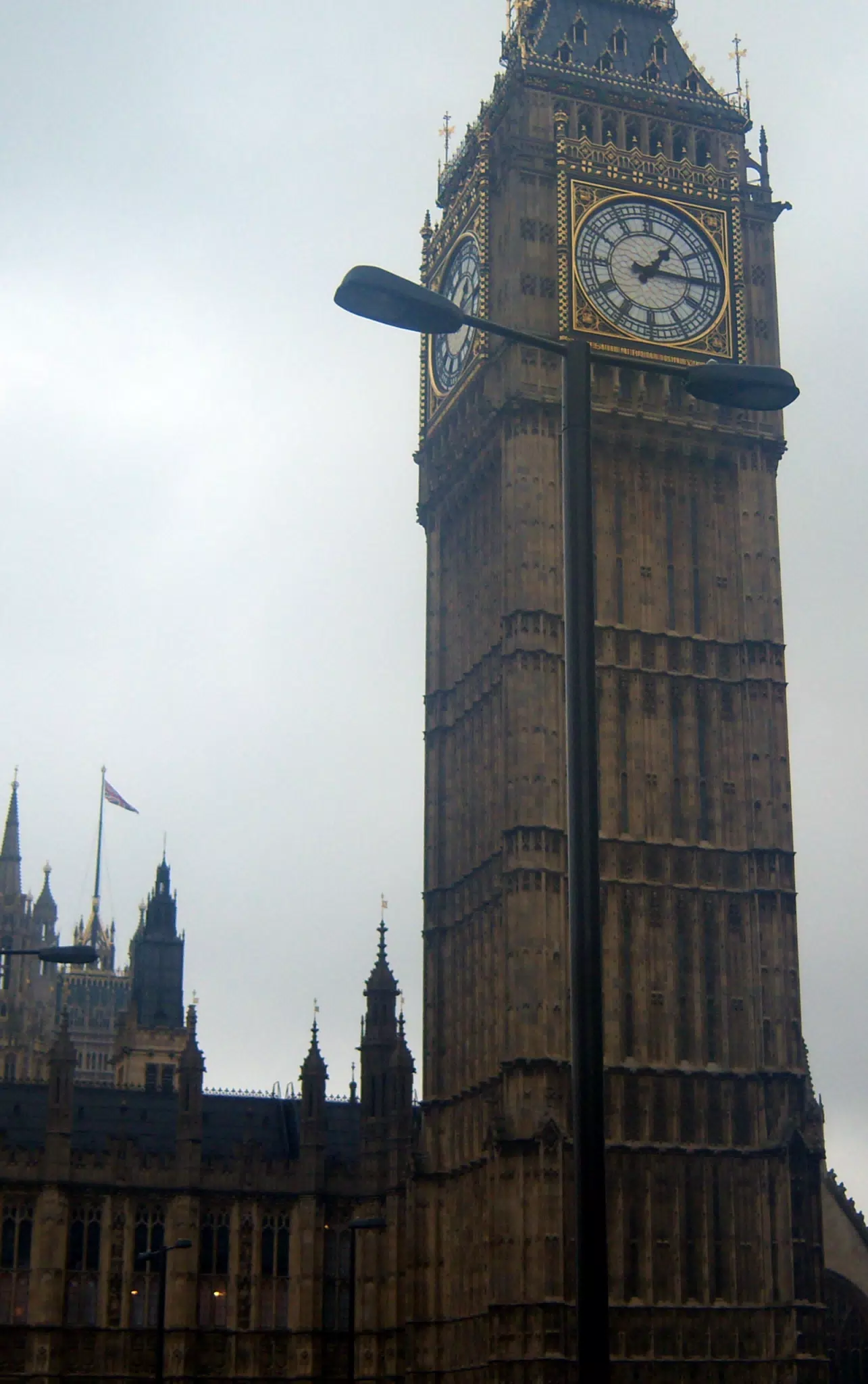 Big Ben and Lamppost
