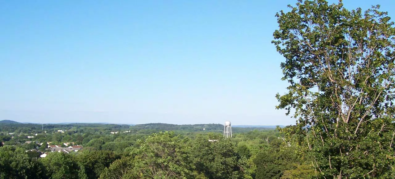 Heights of Lebanon - View North East