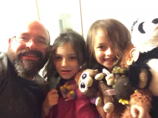 Scott, Liesl & Luciana at Home in Prines