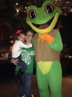 Madeline & Luciana with Giant Frog at Rainforest Cafe