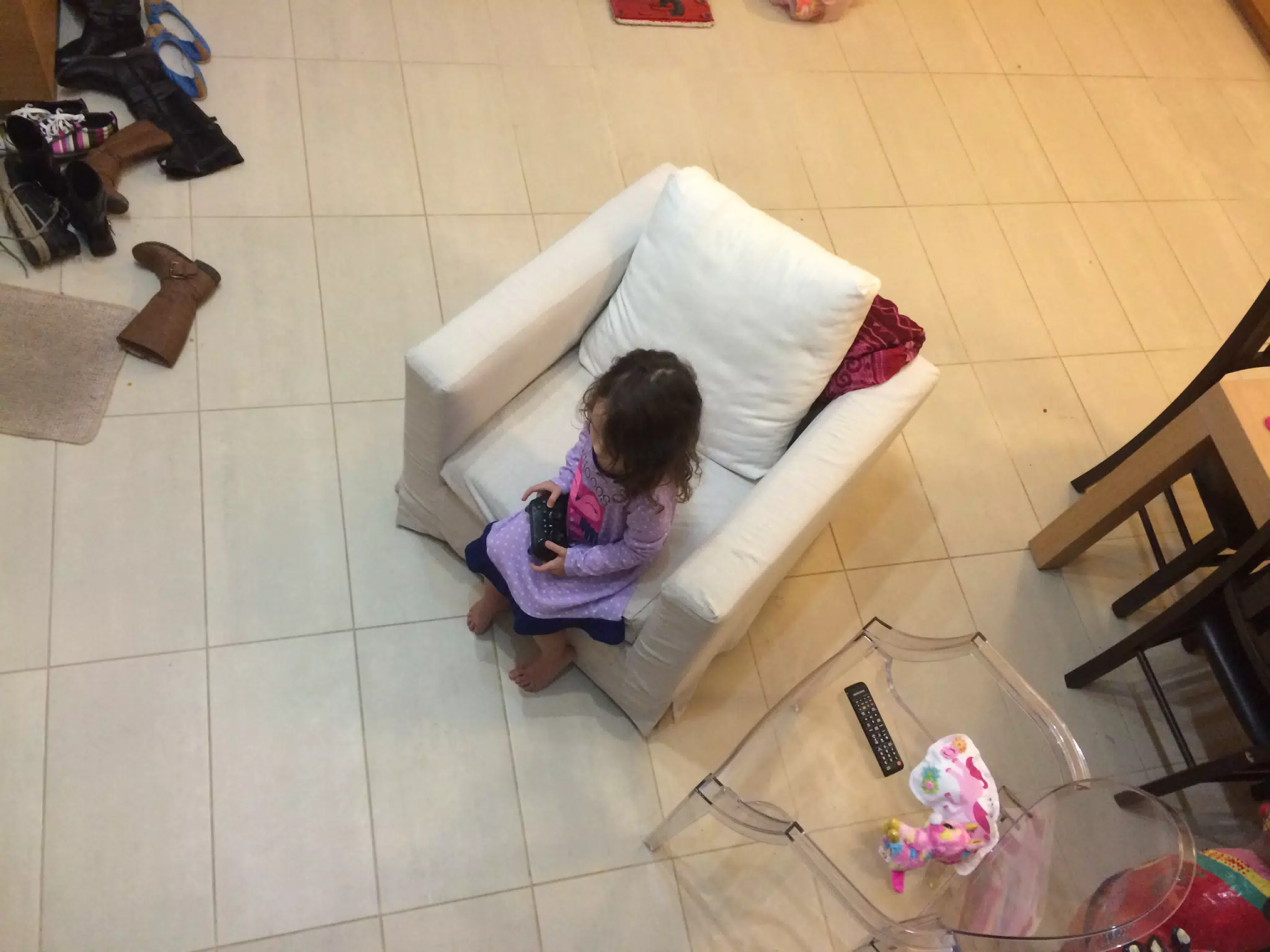 Luciana Gaming on the Amazon Fire TV