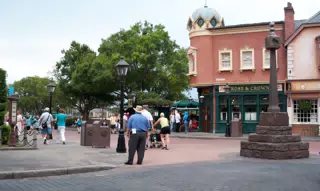 Rose and Crown Pub in the UK Pavilion