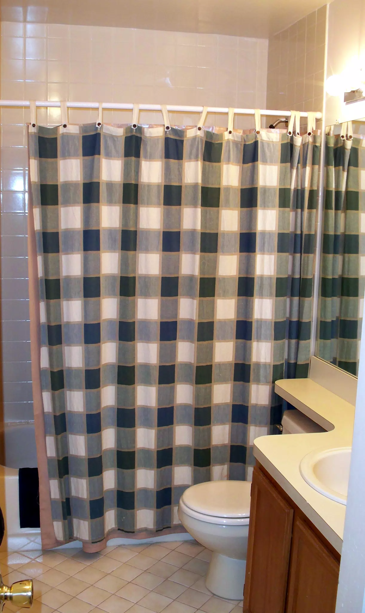 Peekskill Second Full Bath