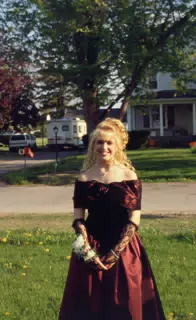 Tammy Hopkins before York Junior Prom 1994