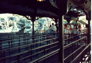 Lines for 20,000 Leagues Under the Sea in Fantasyland in Walt Disney World
