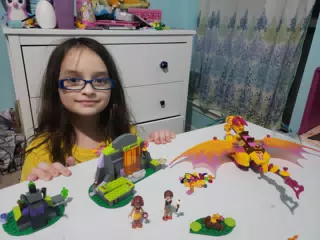 Luciana Building Legos