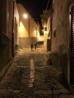 Climbing Vico Nea