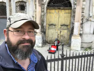 Palermo Selfie with the Accordian Player