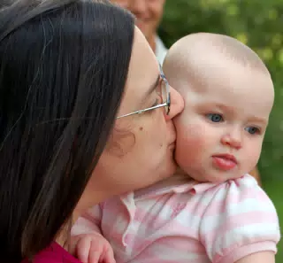 Dominica Giving Liesl a Kiss