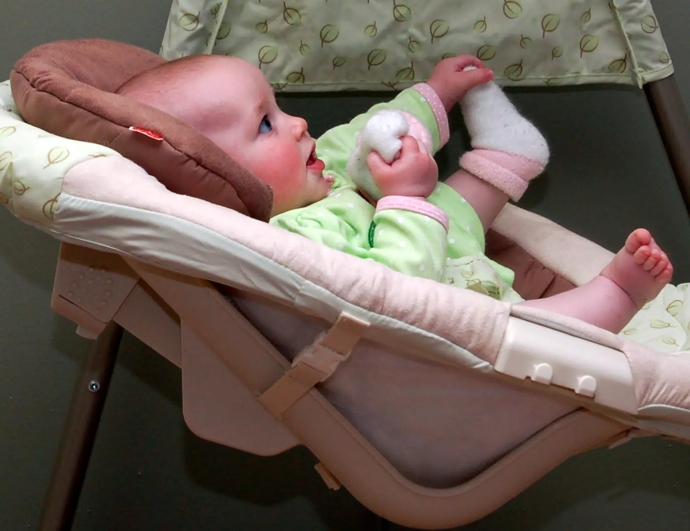 Liesl Reclining in Swing