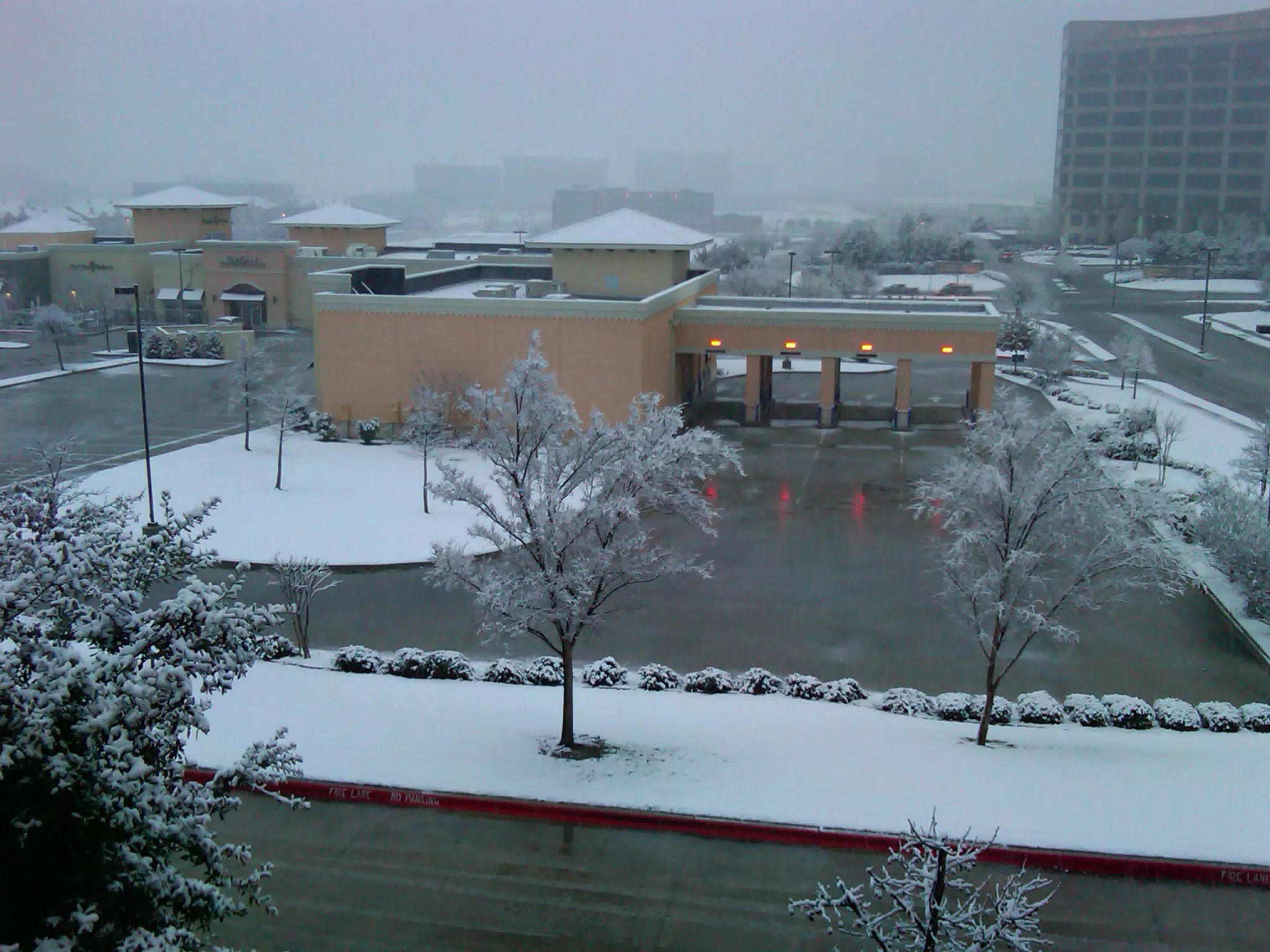 Snow Over Grand Prairie