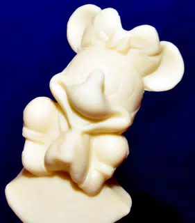 White Chocolate Minnie Detail