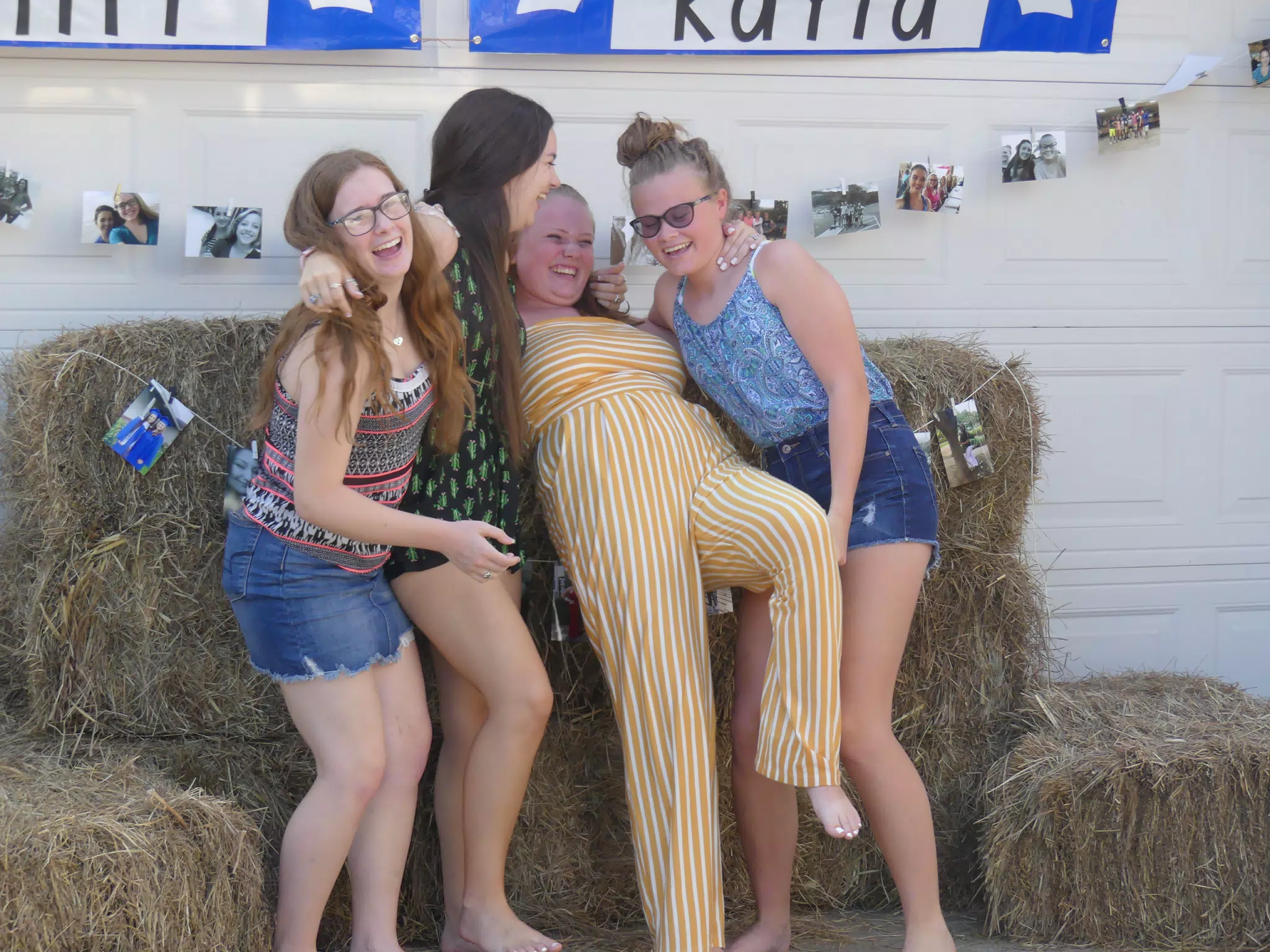 Photoshoot with Hay Bails
