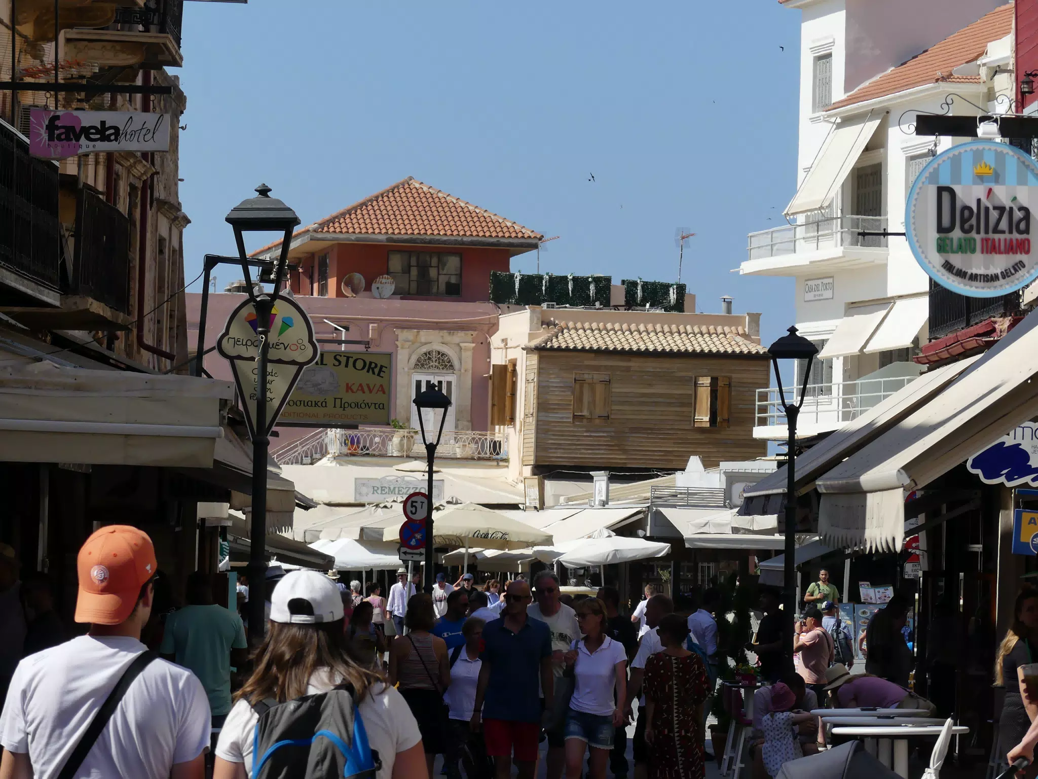 Crowds in Chania