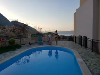 Preparring for a Swim in Aptera