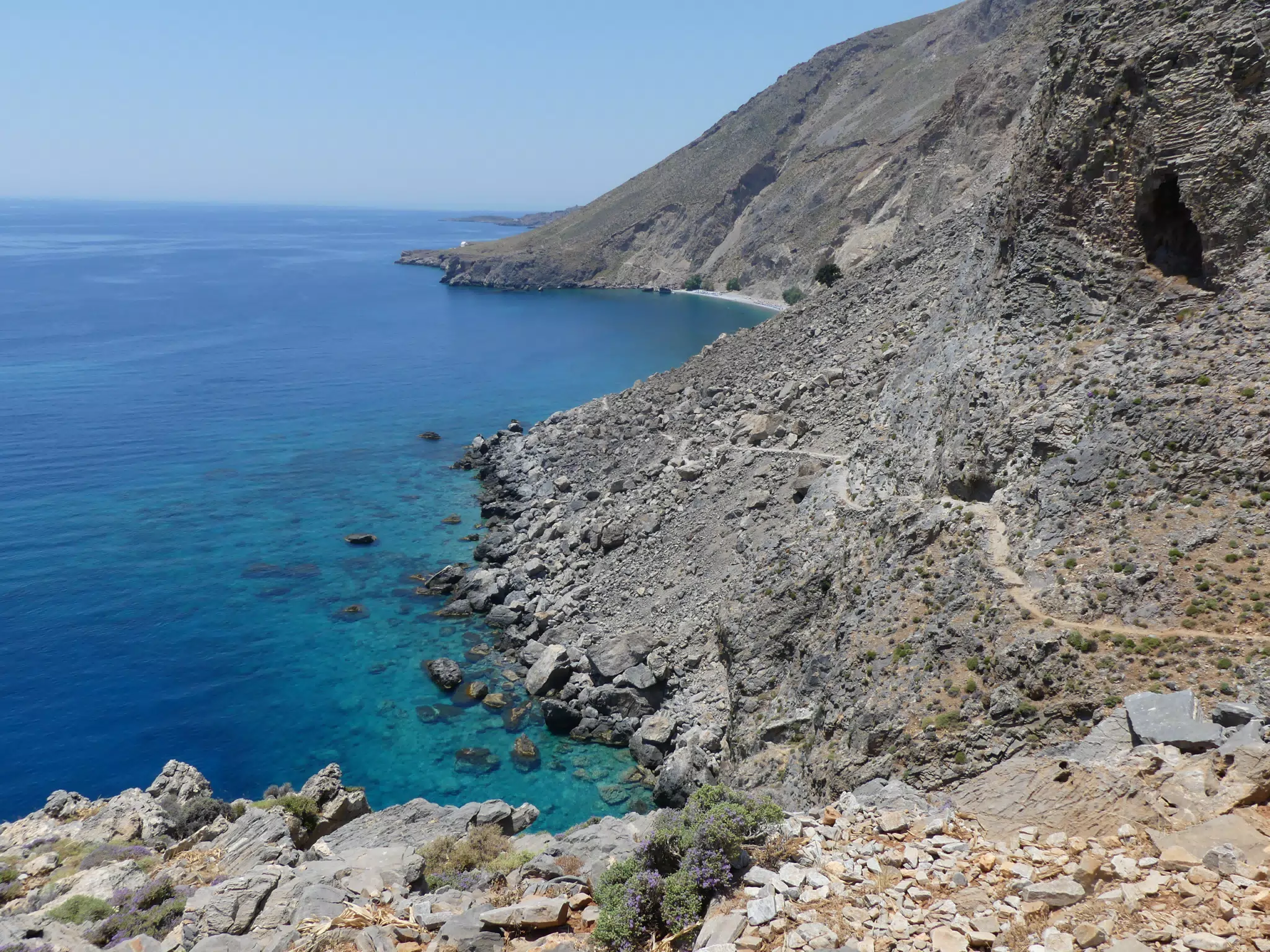 Glyka Nera Trail