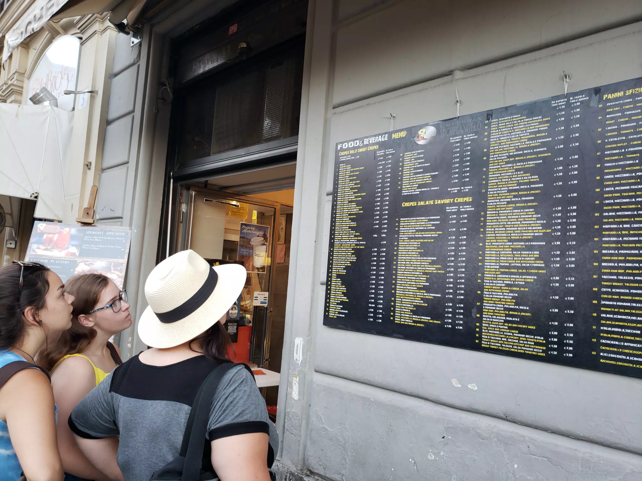 Picking Where to Eat in Rome with the Girls