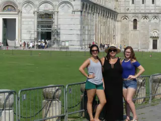 Emily, Dominica & Madeline in Pisa, Italy