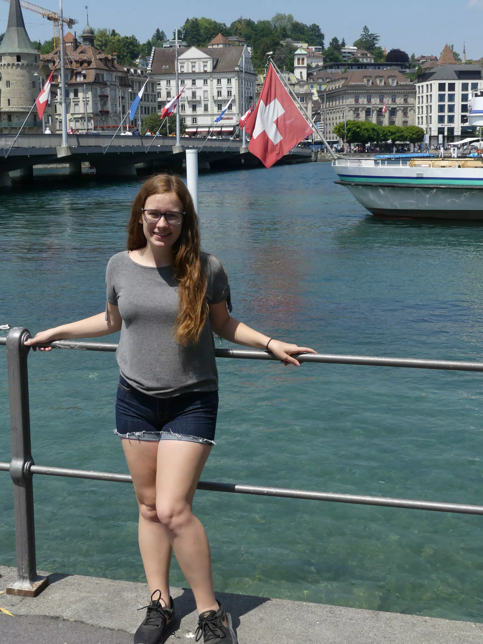 Madeline in Shorts in Luzern
