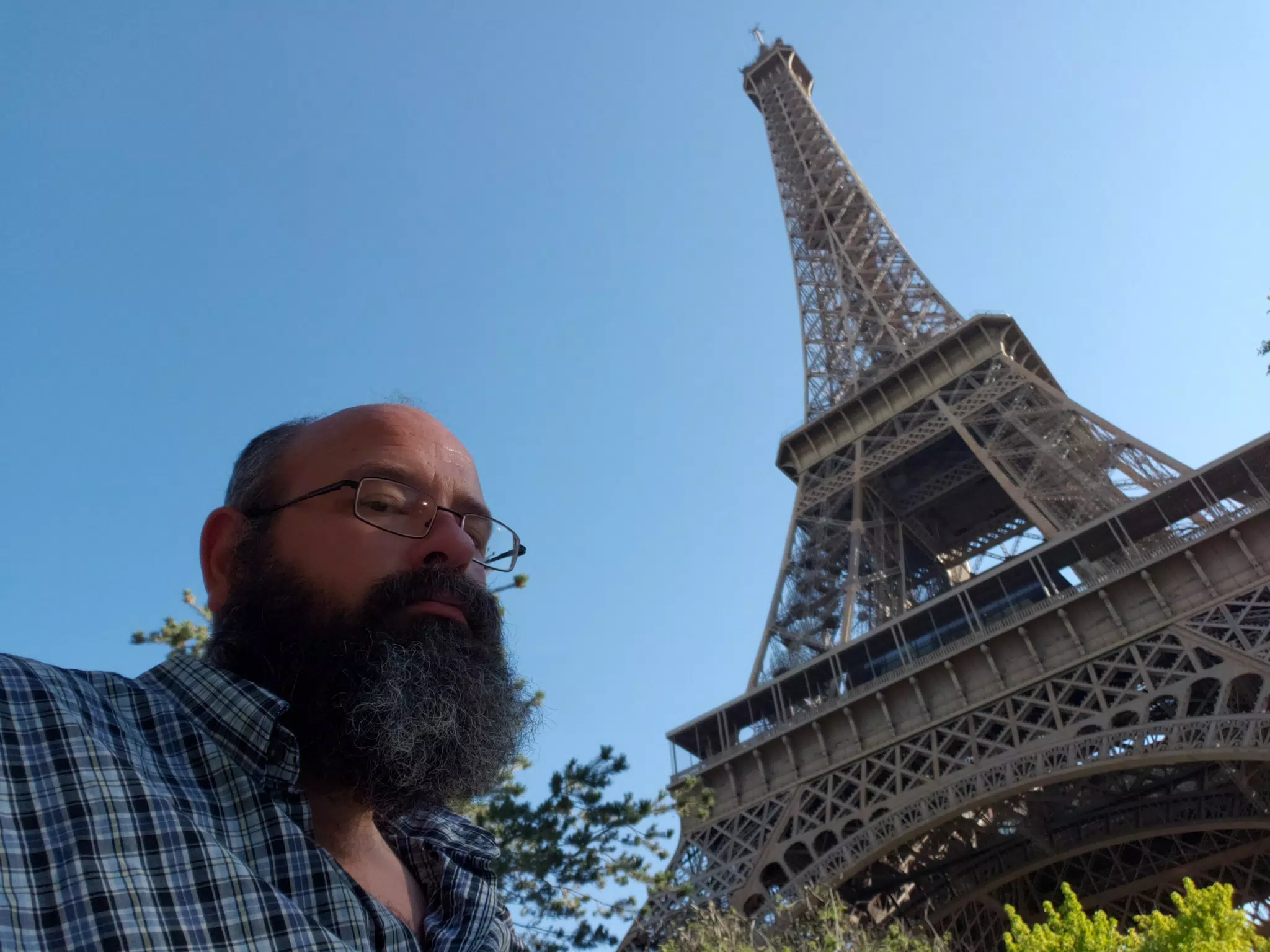 Bearded Selfie with the Eiffle Tower in Paris