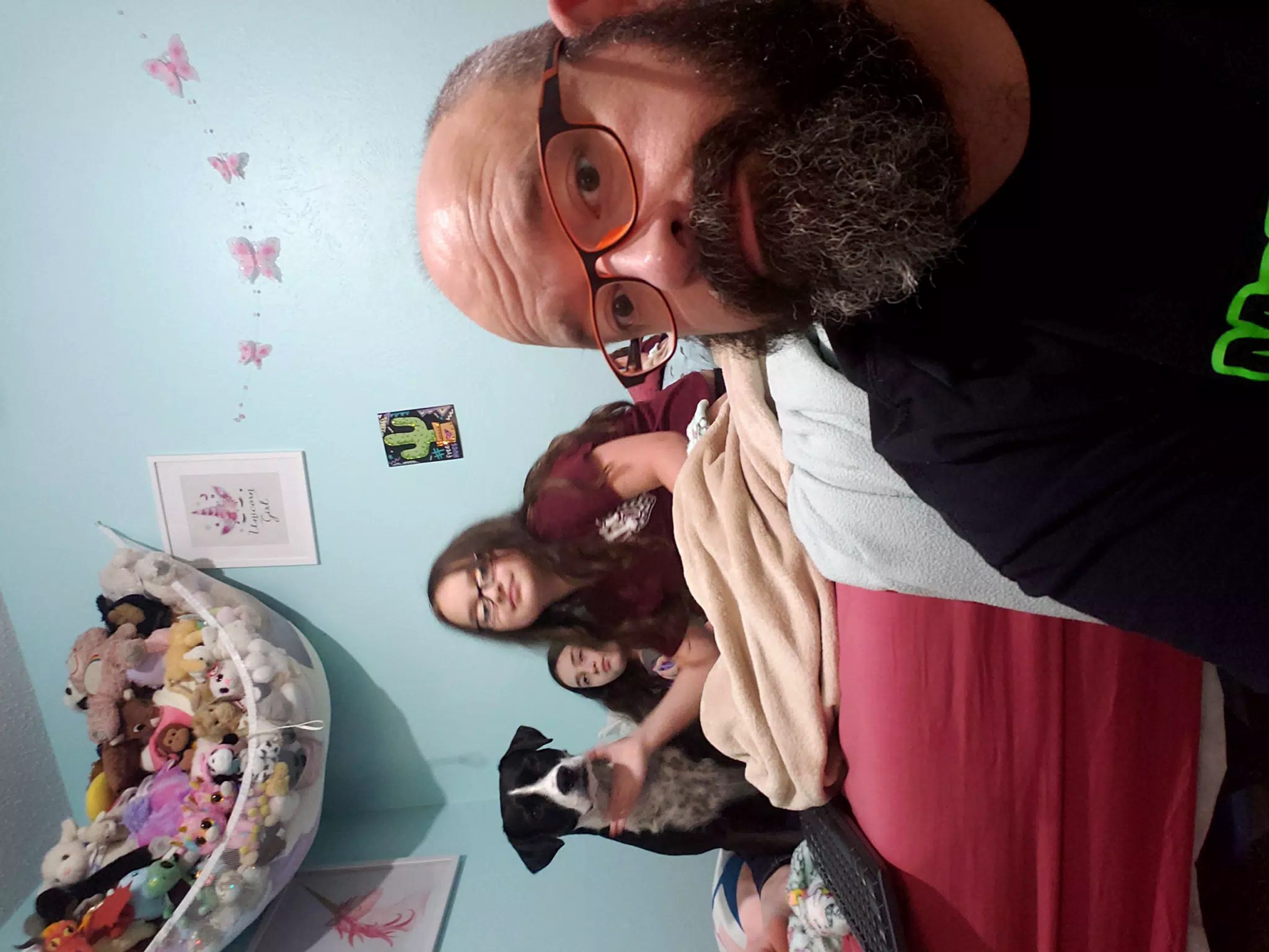 Mia and the Girls