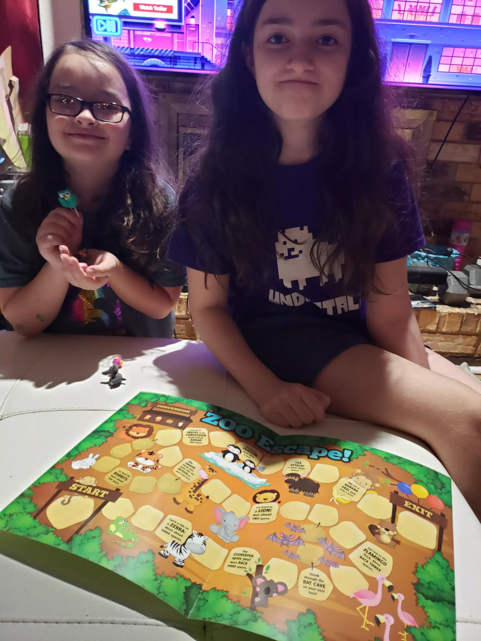 Playing Zoo Escape with the Girls