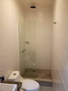 Bathroom in El Barrio Cafe Hotel