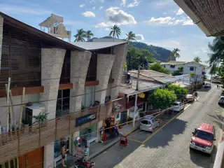 Super Frutto and the Pacific Ocean from EL Barrio Cafe Hotel