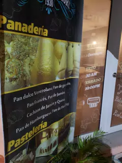 Cafe Max & More in Granada