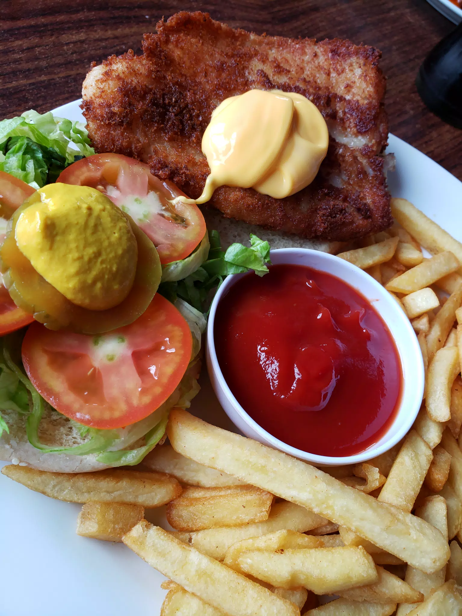 Fish Burger at Roadhouse Granada