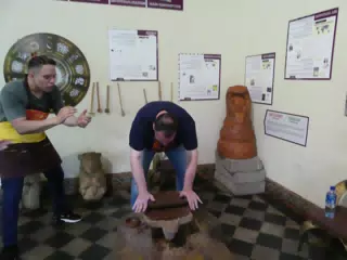 Allen Grinding Chocolate
