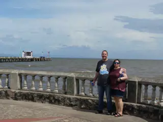 Allen and Teeny at Lago Nicaragua in Granada