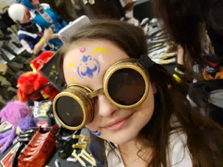 Luciana with Steampunk Goggles