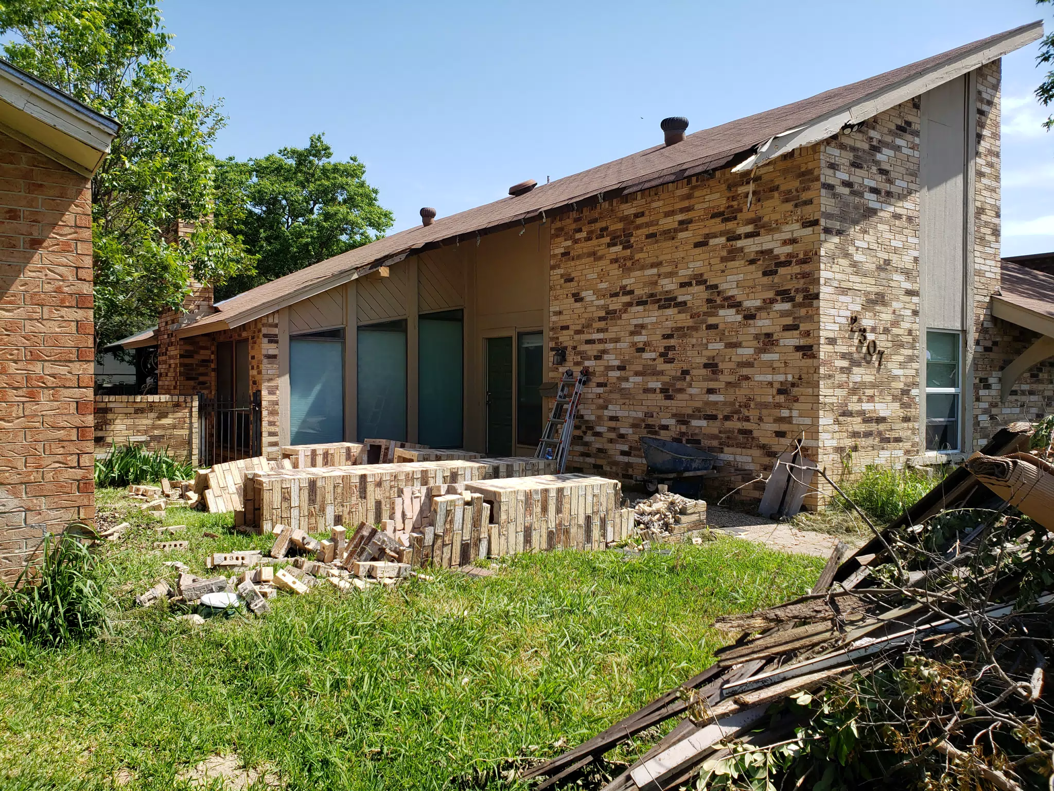 Removing the House Pillars