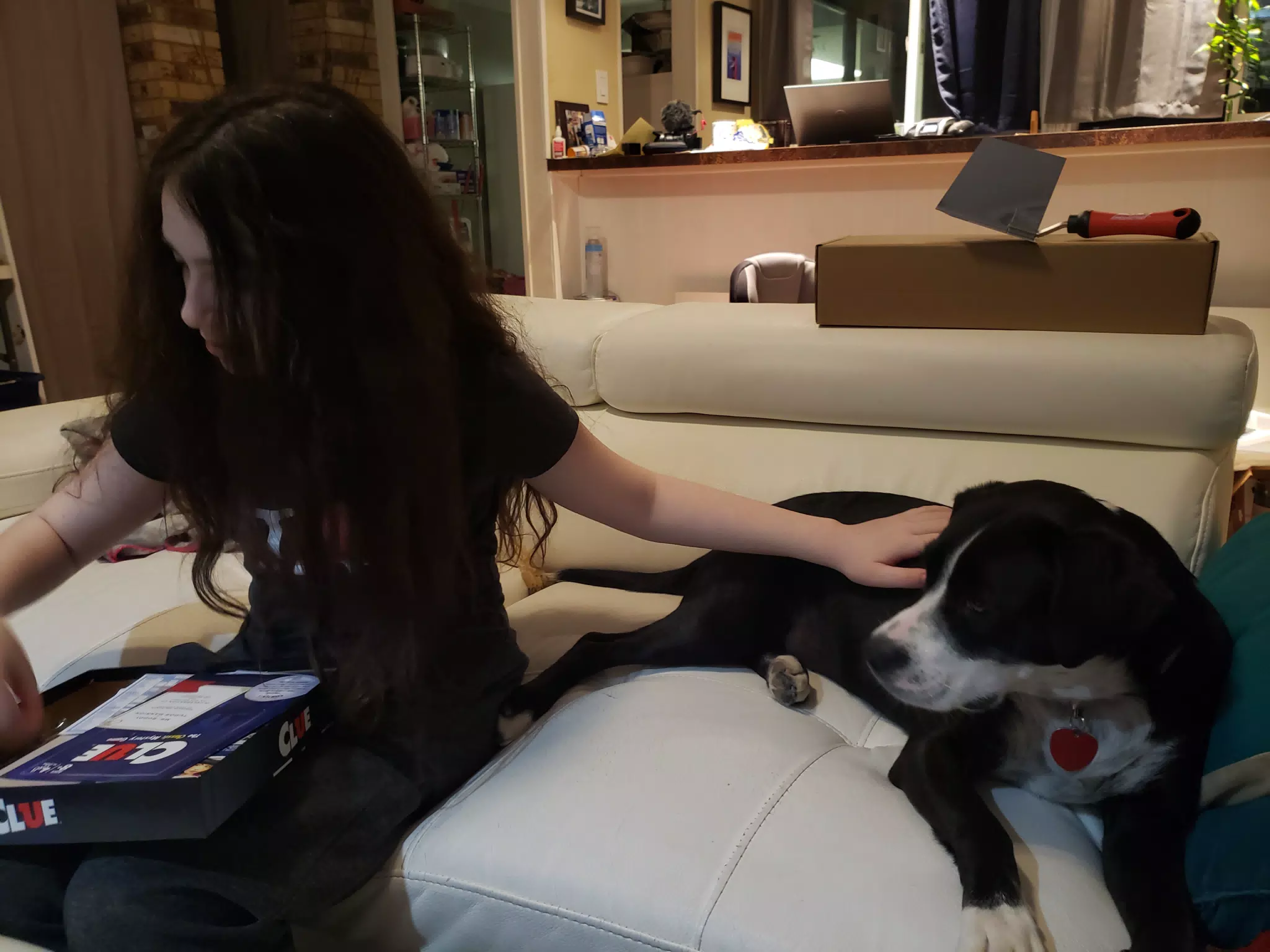 Liesl Petting Mia
