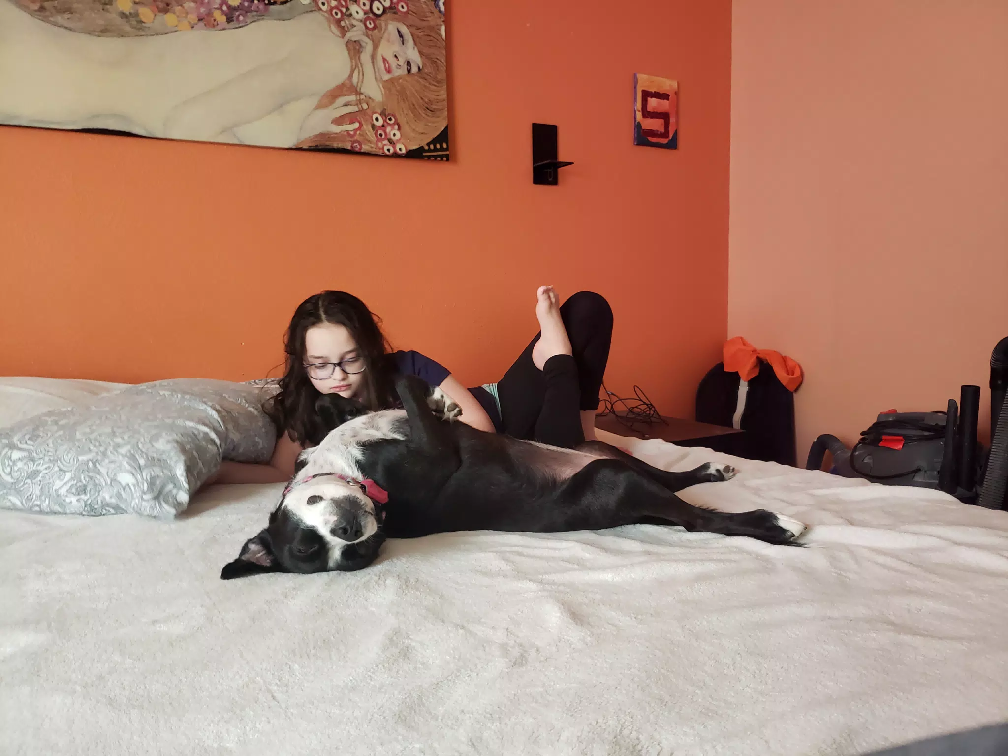 Luciana and Mia on the Bed