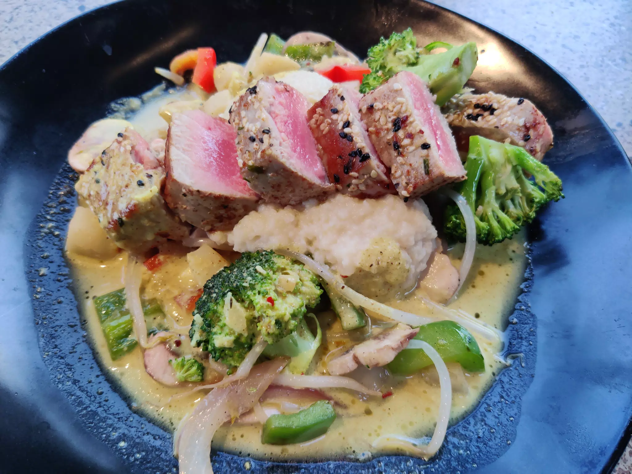 Tuna on Cauliflower at the Lazy Dog