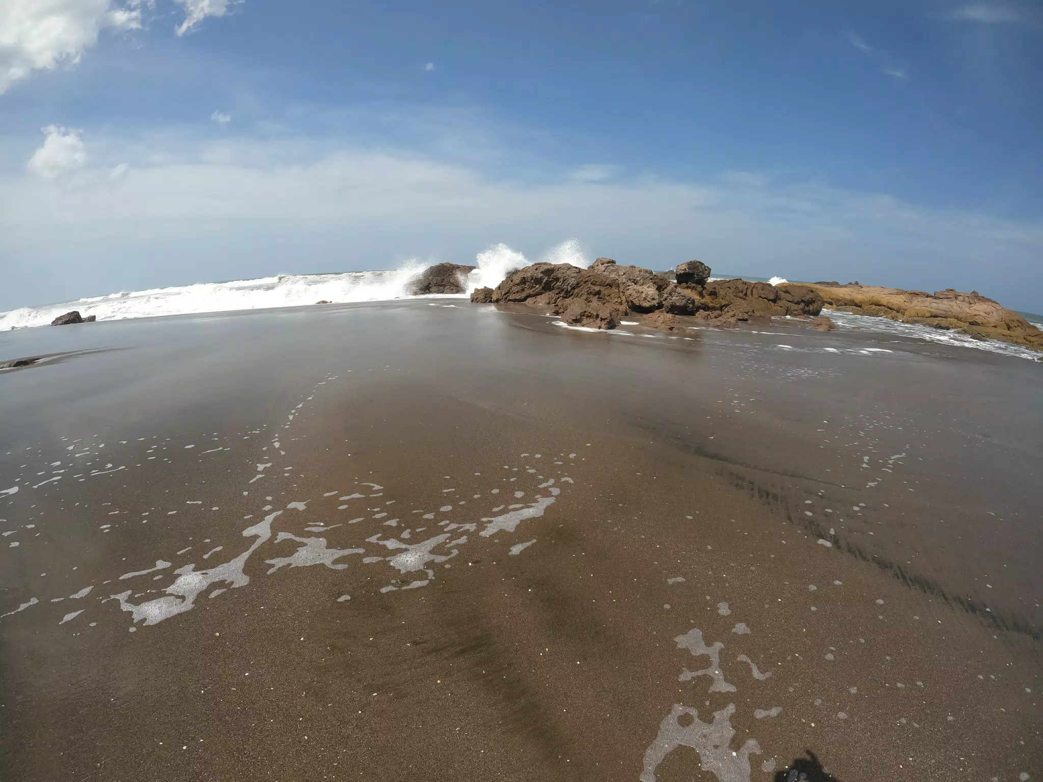 Surf on the Rocks
